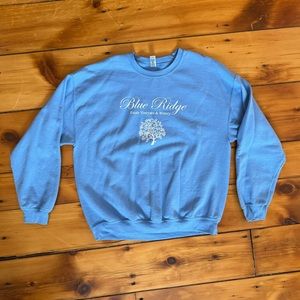 Gildan Heavy Blend BlueRidge Winery Crewneck